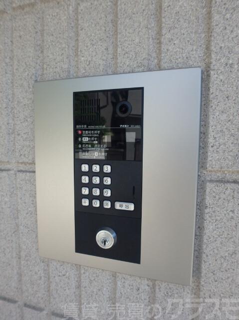 23/30 エントランス