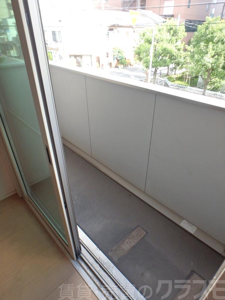 16/27 バルコニー