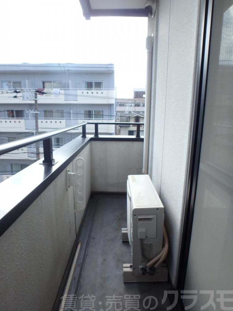 19/30 バルコニー