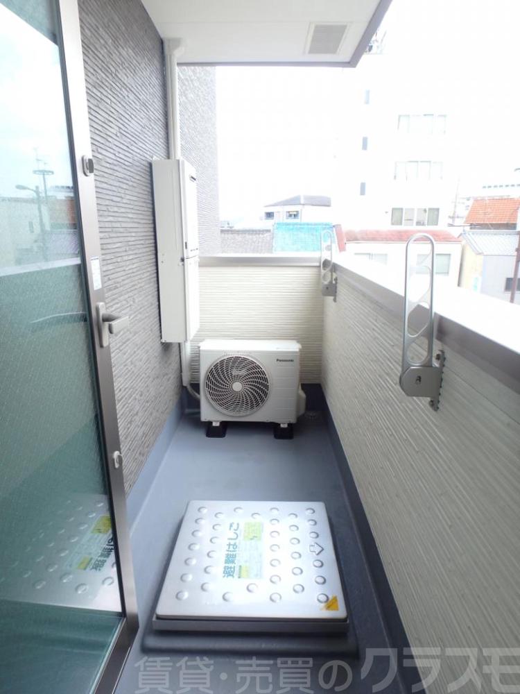 15/27 バルコニー