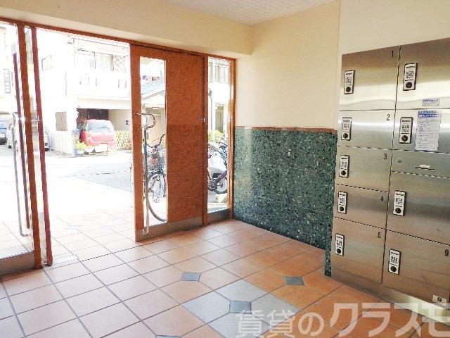 17/20 エントランス