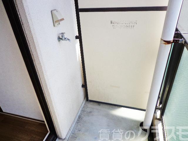 13/21 バルコニー