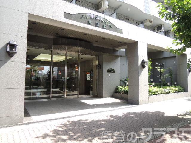 14/19 エントランス