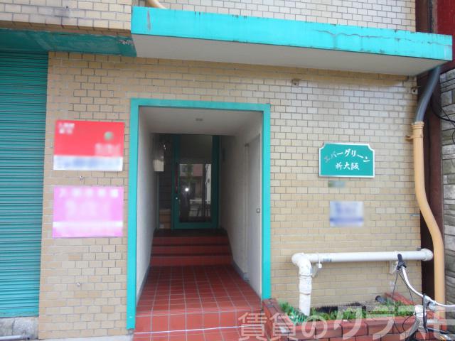 18/24 エントランス