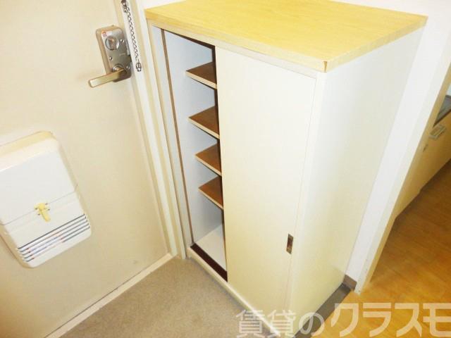 16/21 エントランス