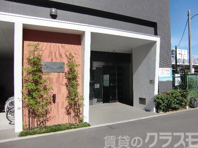 3/8 エントランス