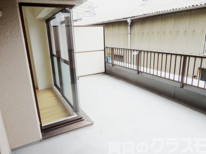 13/22 バルコニー