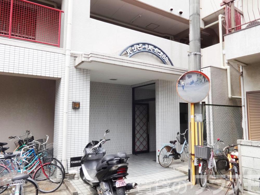 19/22 エントランス