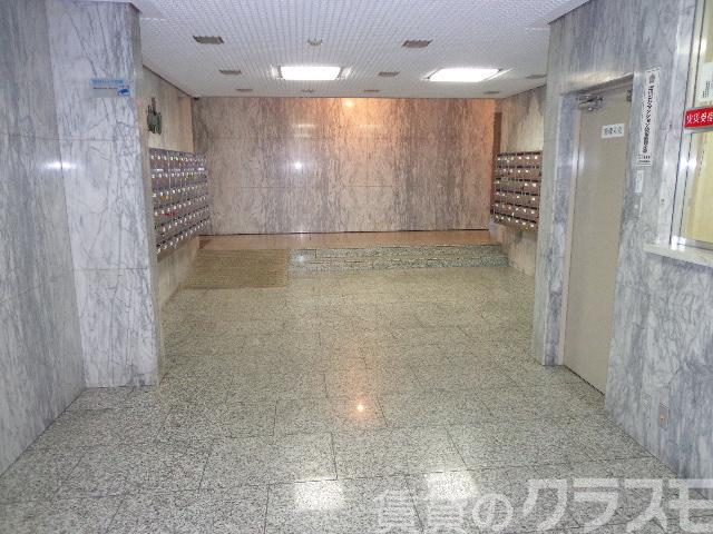 15/19 エントランス