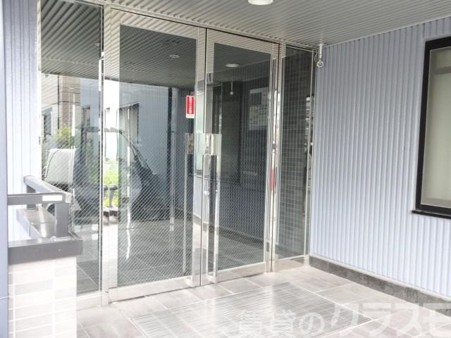 21/25 エントランス