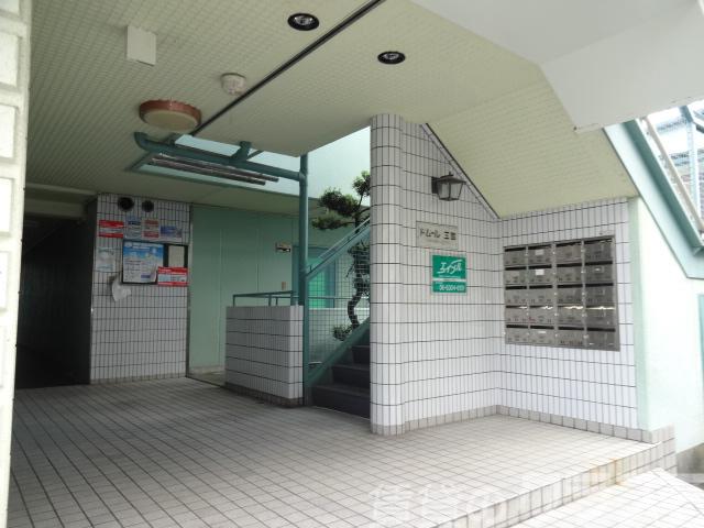 20/22 エントランス