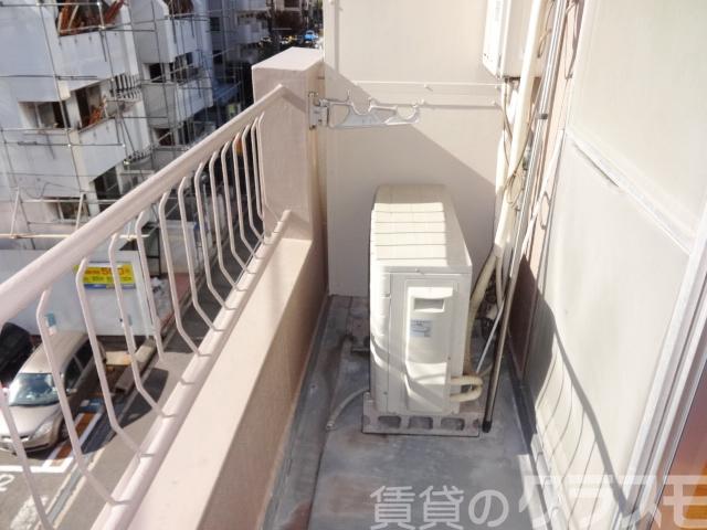 13/21 バルコニー