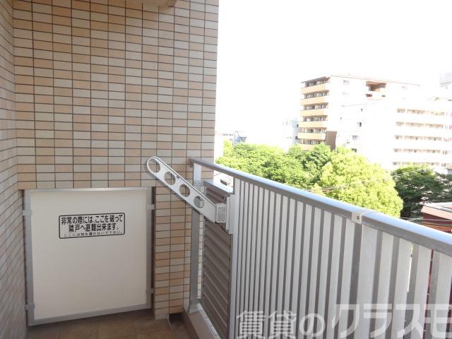 14/28 バルコニー