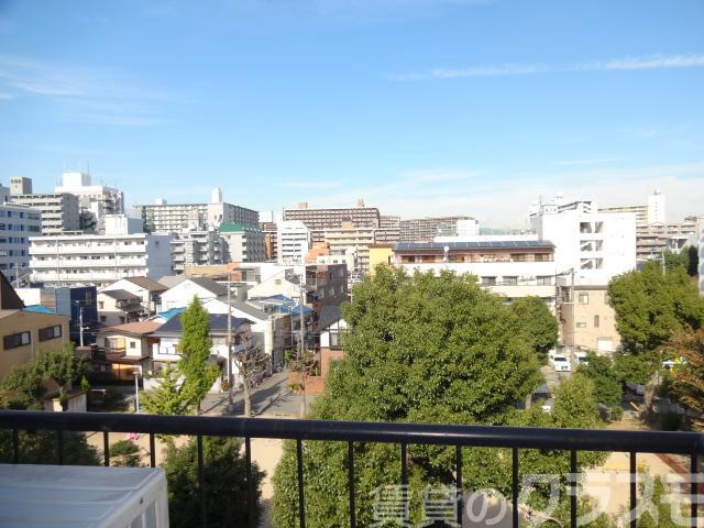 13/20 バルコニー