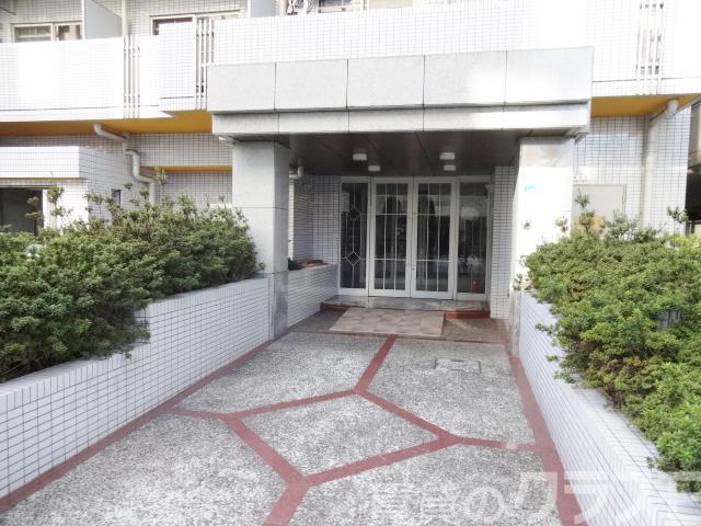 15/21 エントランス