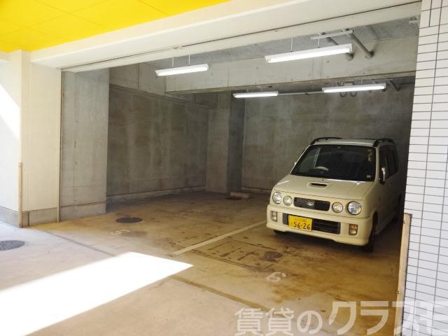 16/21 駐車場