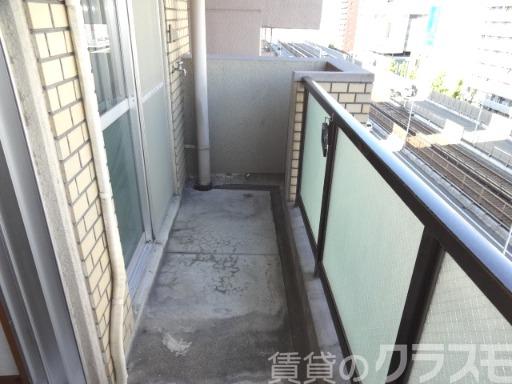 13/19 バルコニー