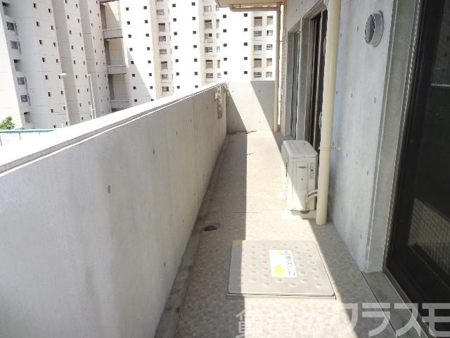 23/30 バルコニー