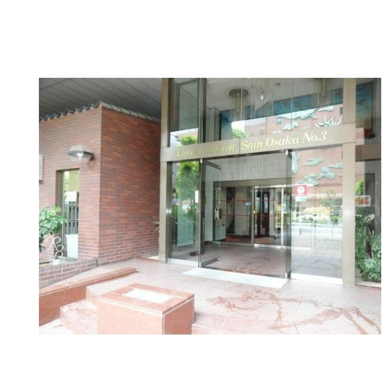 3/8 エントランス