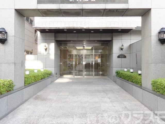 13/19 エントランス