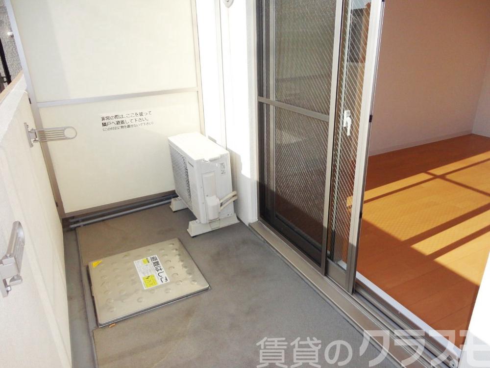 14/27 バルコニー