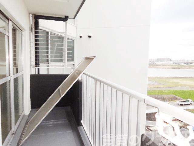 13/26 バルコニー