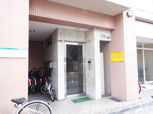 14/19 エントランス