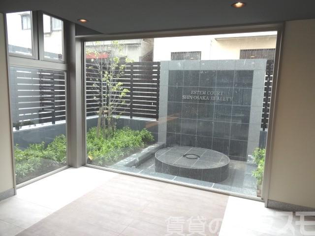 21/27 エントランス