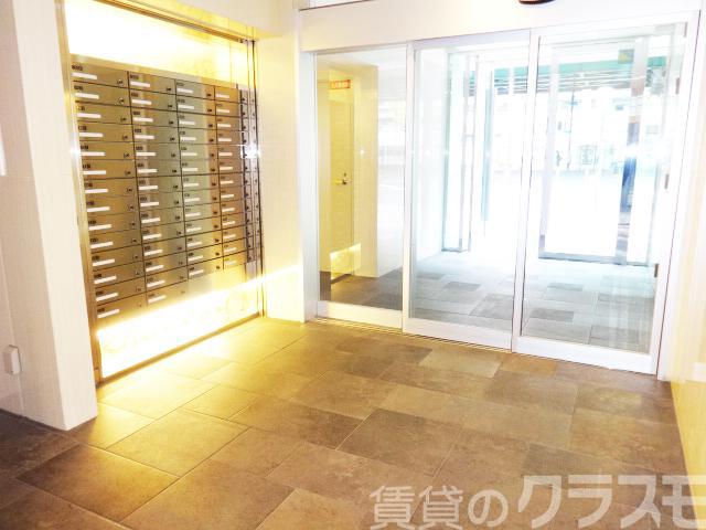 18/22 エントランス