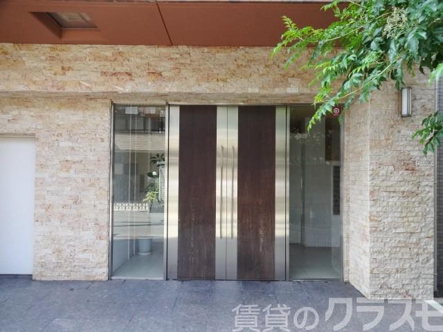 16/22 エントランス