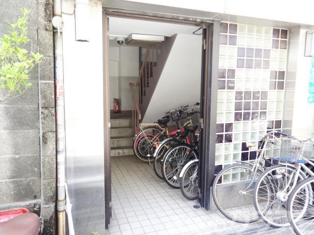 15/20 エントランス