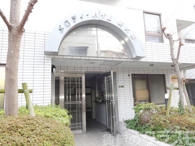 21/26 エントランス