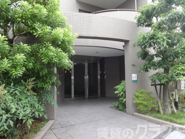 20/26 エントランス