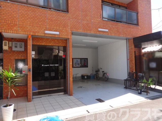 17/21 エントランス