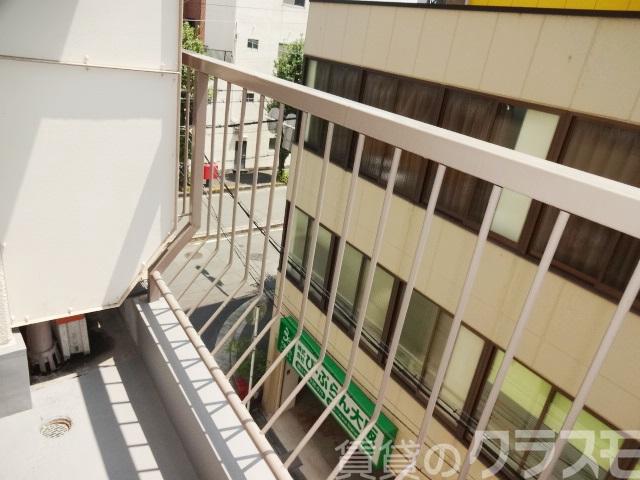 13/21 バルコニー