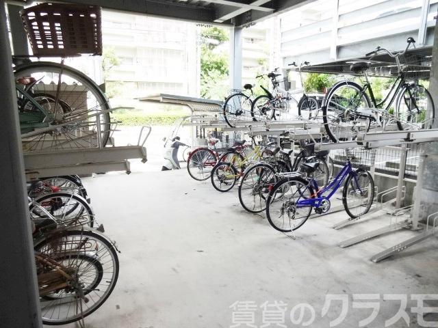 20/27 エントランス