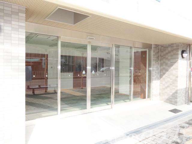 19/24 エントランス