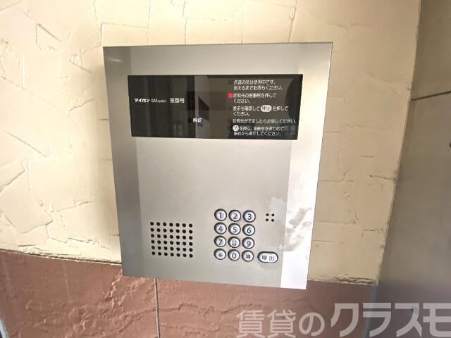 19/22 エントランス