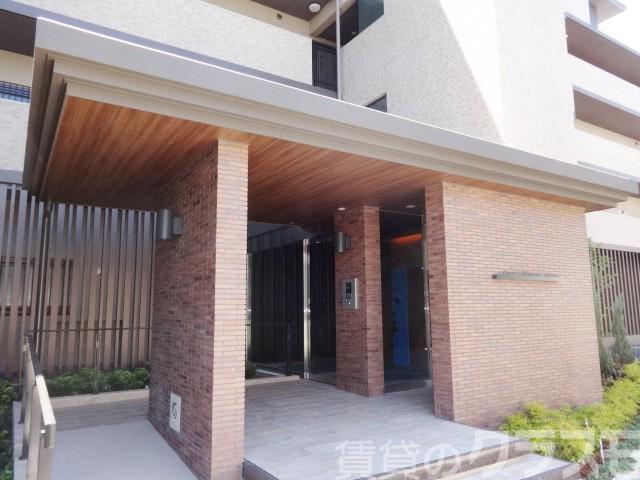 14/20 エントランス