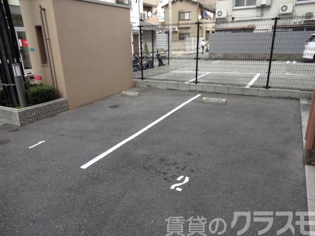 21/27 駐車場