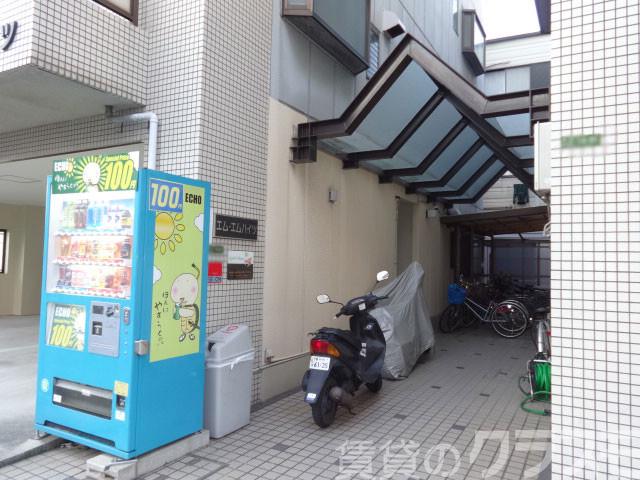 19/24 エントランス