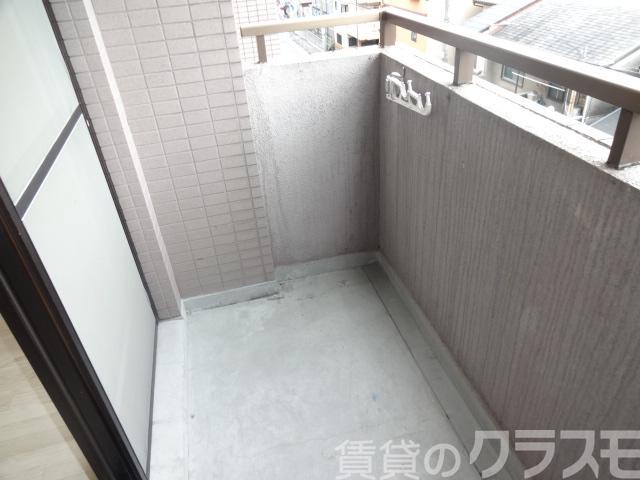 13/19 バルコニー