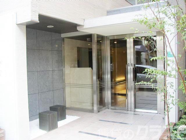 21/27 エントランス