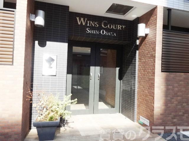 18/23 エントランス