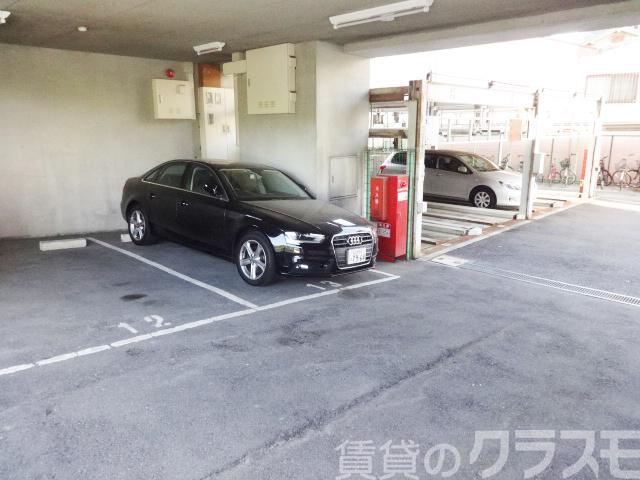 20/26 駐車場