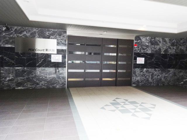 22/28 エントランス