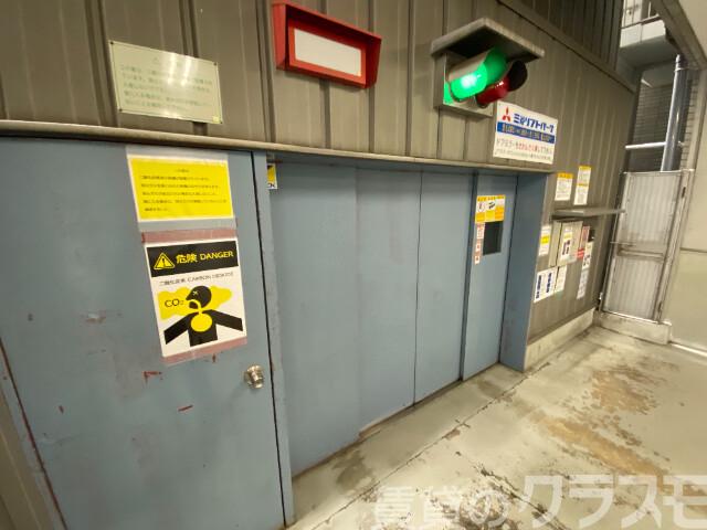 18/24 駐車場