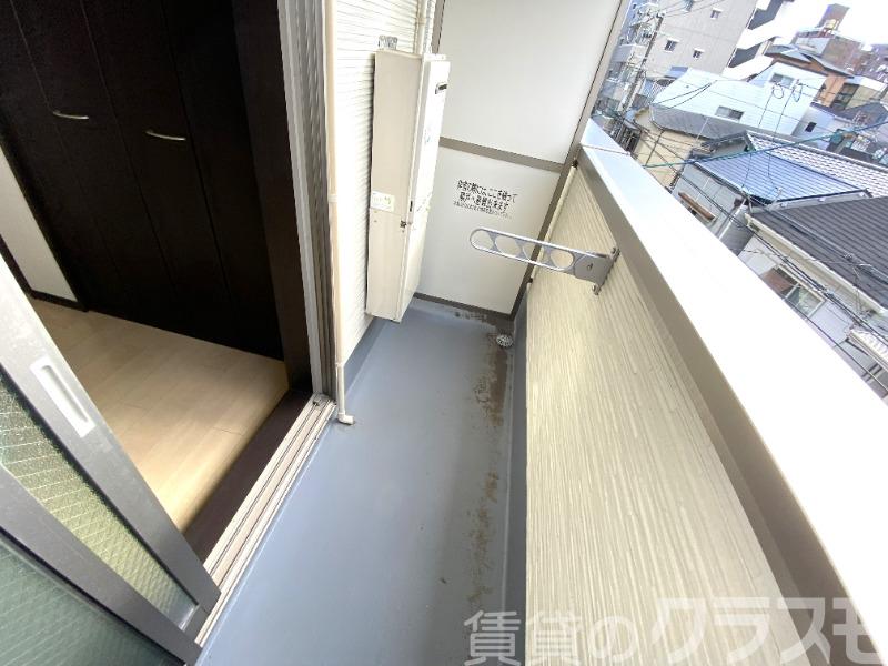 16/27 バルコニー