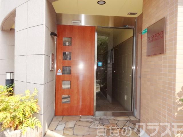 21/27 エントランス