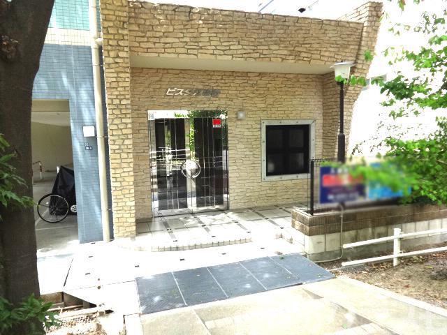 19/25 エントランス